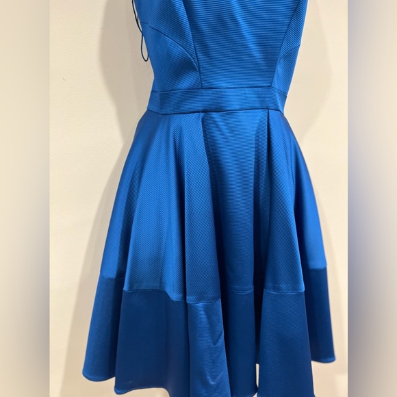 Zac Posen blue cocktail dress  size 8 high quality💥 - Picture 11 of 16